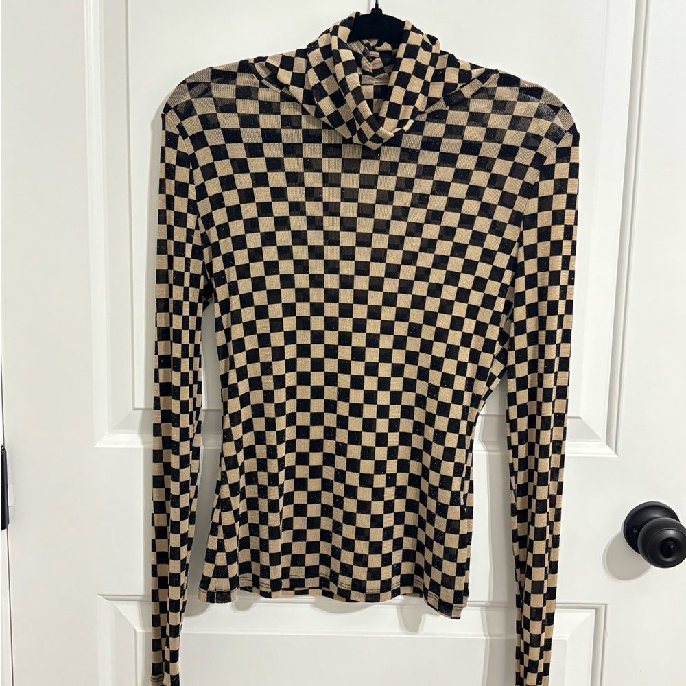 FATE - SIZE M - Checkered Long Sleeve Turtleneck Top